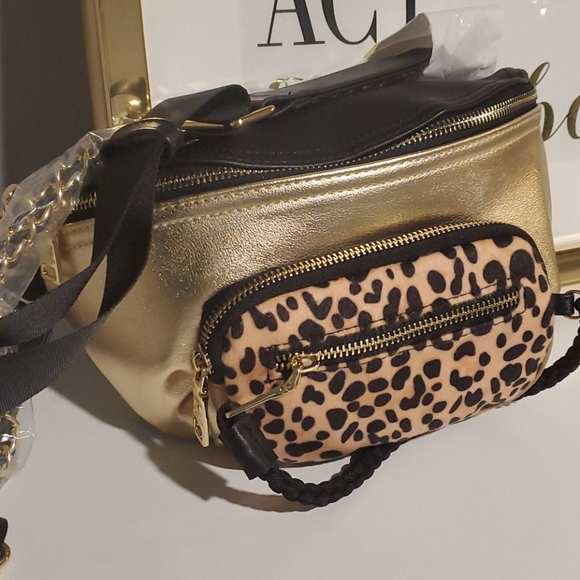 Steve Madden Bsummit Animal - Picture 3 of 3